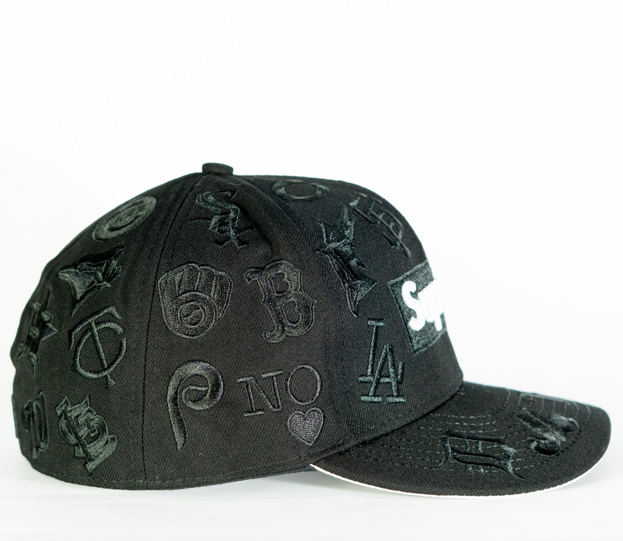 Supreme x New Era All Over Black